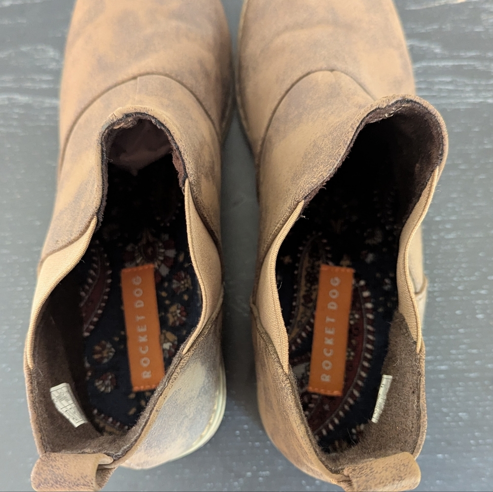 Women's Rocket Dog Maylon Brown Ankle Bootie Size: 11 - Picture 7 of 14